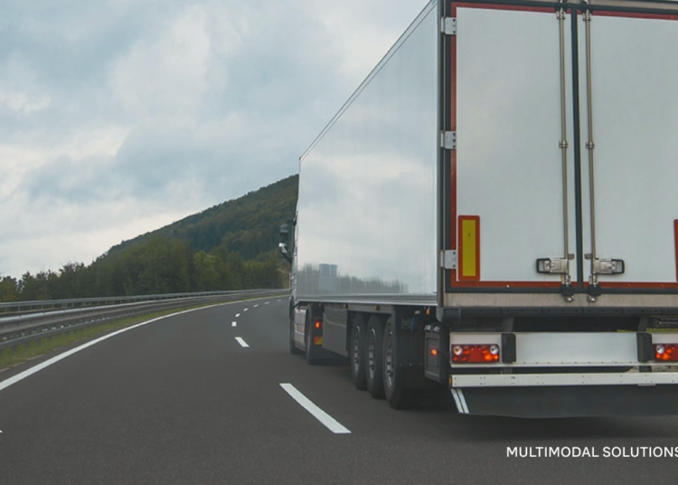 Autotransporte es crucial para el sistema intermodal ante auge del nearshoring