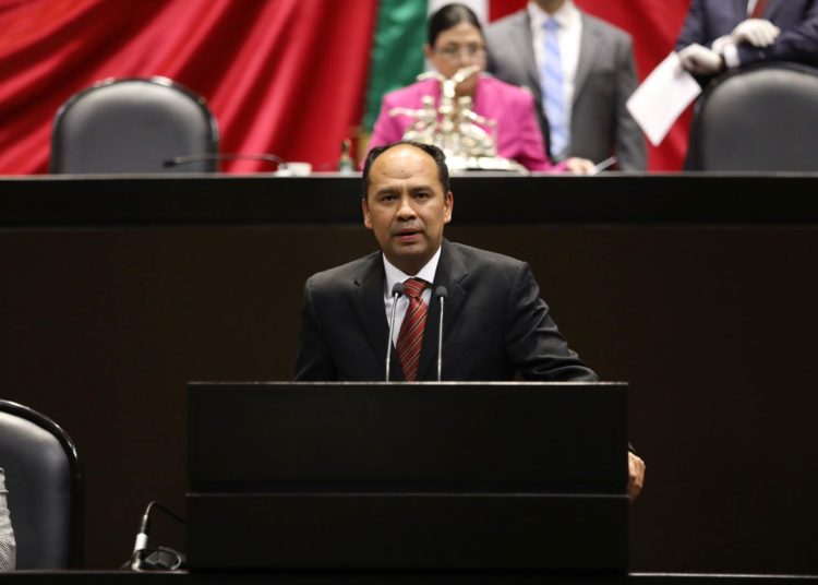 Solicita diputado asistencia consular para connacionales víctimas de explotación laboral en Canadá