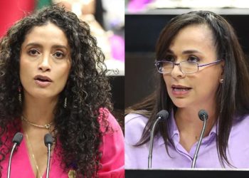 Condenan diputadas del PRD valla metálica afuera de Palacio Nacional ante marcha de mujeres