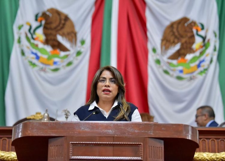 Urge atender trastornos de educación en escuelas: Claudia Montes de Oca