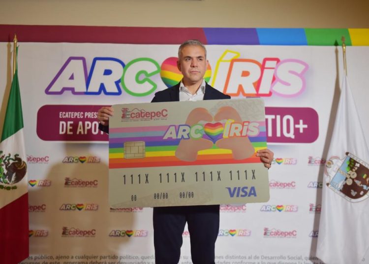 Ecatepec presenta la tarjeta arcoíris para dar apoyo económico a personas LGBTTTIQ+