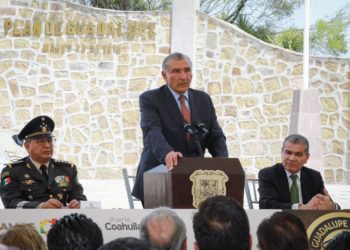 Llama Adán Augusto a llevar a cabo un proceso electoral pacífico en Coahuila