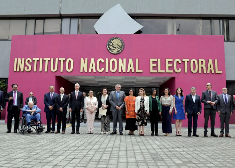 INE y Adán Augusto López garantizan elecciones libres