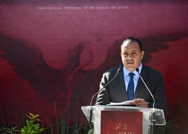Gobierno de Cuauhtémoc Blanco pagó el doble a empresa por licencias de conducir