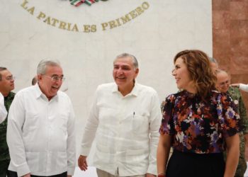 Lidera Adán Augusto reunión de seguridad con gobernadores en Mazatlán