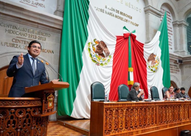 Morena hace manejo clientelar de programas sociales: Iván Esquer