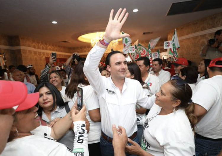 Manolo Jiménez promete impulsar proyectos para mujeres en Coahuila