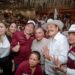 Trabajadores de limpieza de la AEFCDMX exigen pago atrasado y advierten de paro laboral