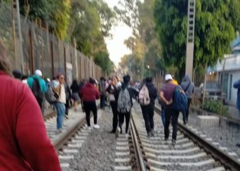 Tren Ligero reinicia servicio en todas sus estaciones tras ajuste en catenaria