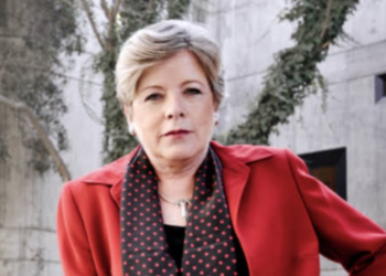 Alicia Bárcena será la nueva titular de la Cancillería, en sustitución de Ebrard