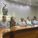 Llama Rocha a productores a liberar aeropuerto, a continuar el diálogo y a presionar a los grandes industriales por un precio justo