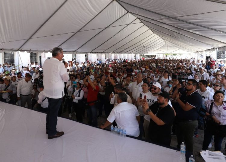 Adán Augusto señala la relevancia de fortalecer el movimiento a través de asambleas informativas