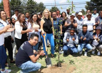 Rehabilita Huixquilucan escuelas con el programa “Acción por la educación”