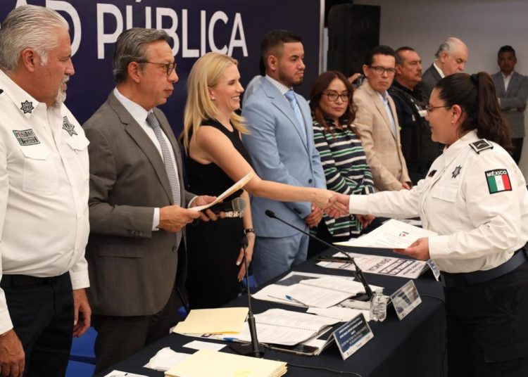 Registra Huixquilucan avance de 99.4% en la certificación de sus policías