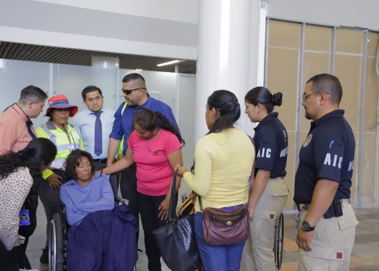 Mujer reportada como desaparecida en Guanajuato, aparece en alcantarilla de Monterrey