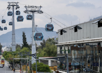 Usuarios de Cablebús permanecieron varados por 2 horas y media
