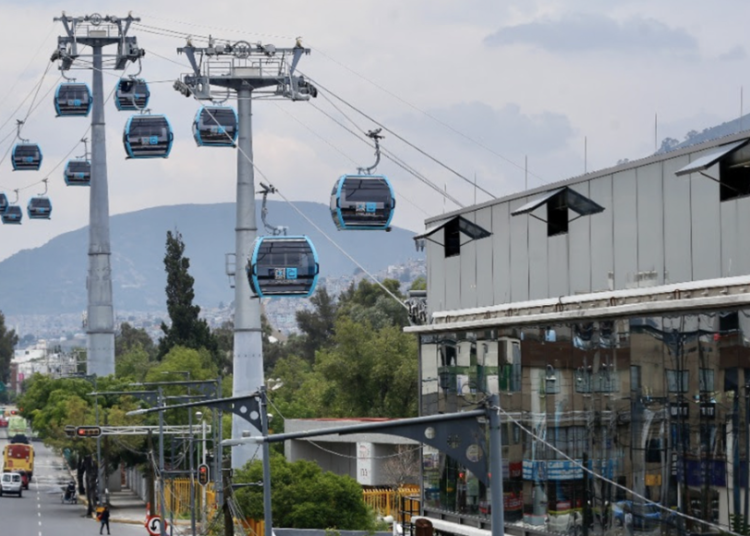 Usuarios de Cablebús permanecieron varados por 2 horas y media