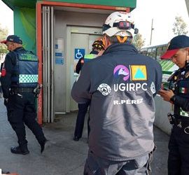 Usuario del Metro se queda atrapado en elevador de la Línea 2