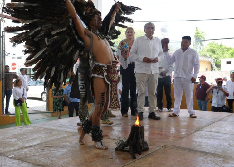 Generar igualdad de oportunidades para yucatecos es fundamental: Adán Augusto