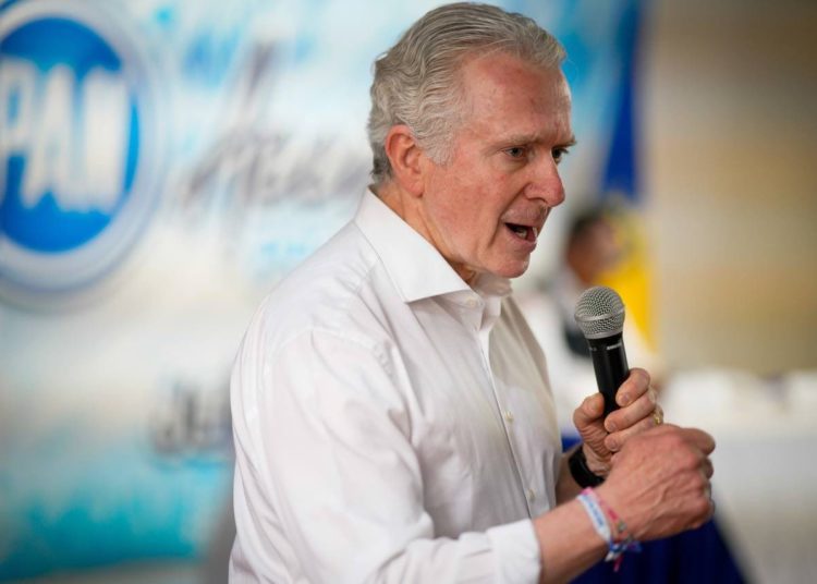 Santiago Creel destaca importancia de expandir programas sociales