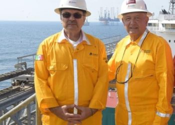 AMLO señala que calificadoras proceden por interés tras baja nota a PEMEX