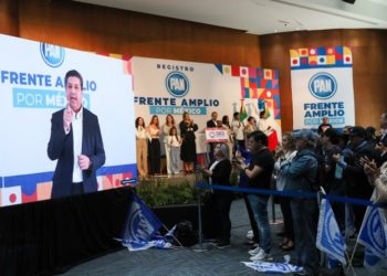 “Soy un perseguido político”: García Cabeza de Vaca justifica su ausencia en registro como aspirante a candidatura de Va por México