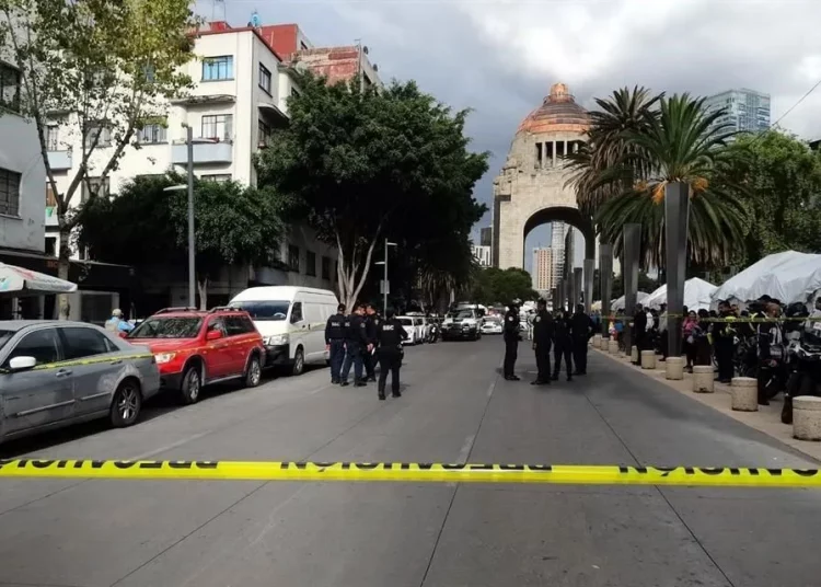 Disparan a 2 en inmediaciones de Monumento a la Revolución