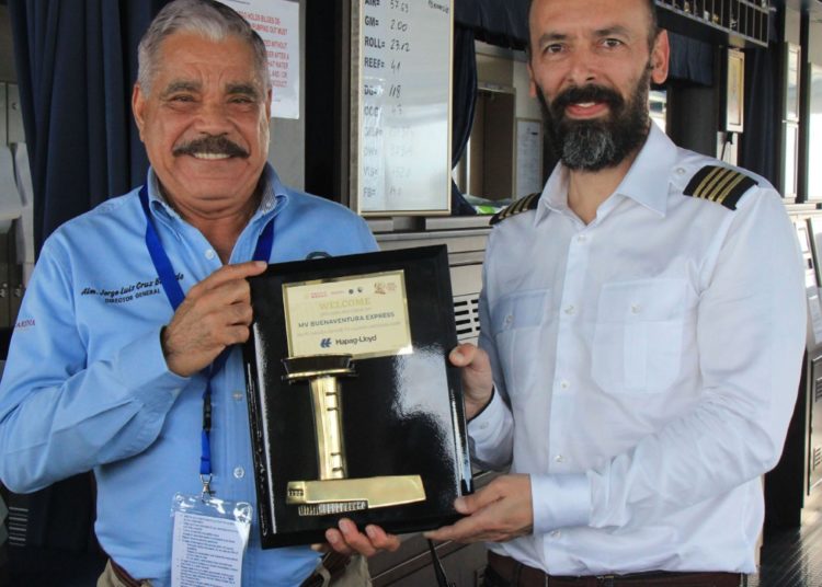 Hutchison Ports LCT obtiene buque innovador en Lázaro Cárdenas