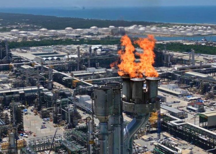 Producción de PEMEX aumentó en julio de 2023