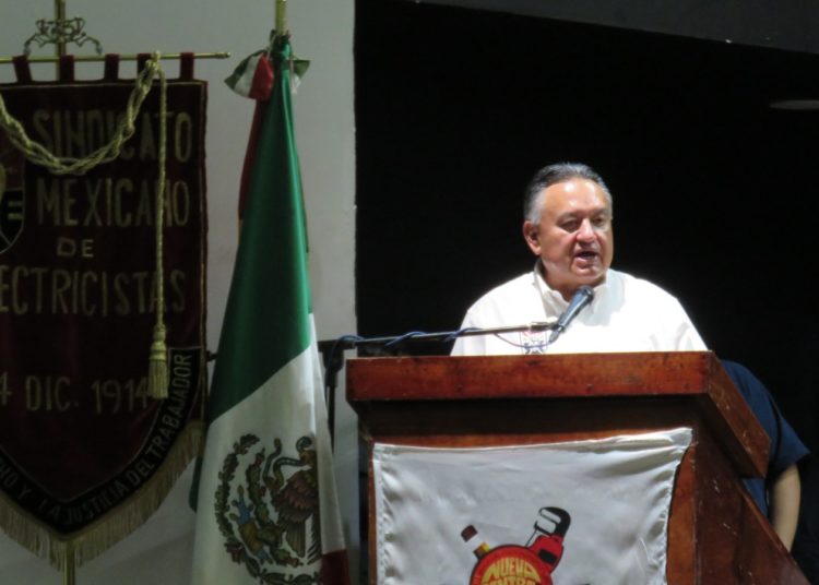 SME reafirma denuncia por eliminación de FyFC contra Felipe Calderón