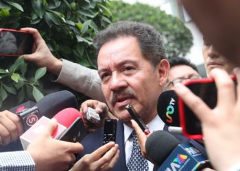 Presidencias de la Mesa Directiva y de la Jucopo se elegirán por acuerdos, señala Ignacio Mier