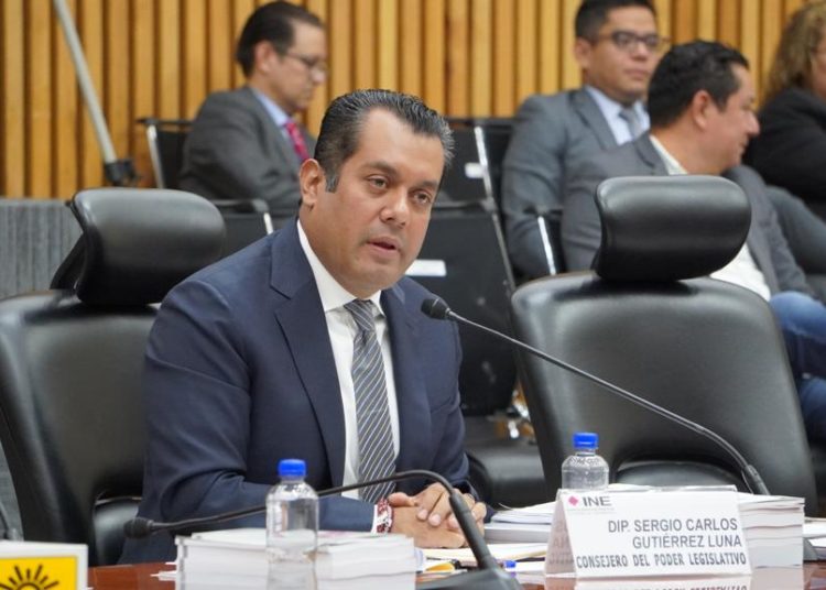 Llama Adán Augusto a la unidad morenista en Jalisco