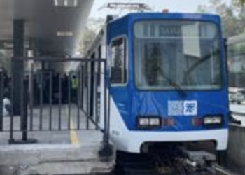Tren Ligero de la CDMX recibirá 9 unidades nuevas desde China