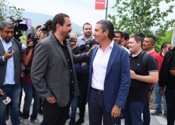 Jorge Vergara y Salvador Martínez Garza, homenajeados en el Andador Chivas