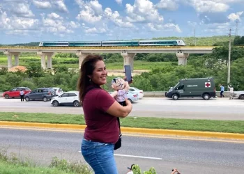 AMLO estrena Tren Maya; realiza recorrido de supervisión de Campeche a Mérida