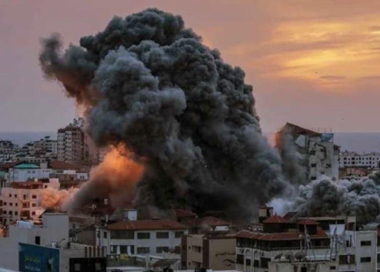 Toma Hamas de rehenes a dos mexicanos en Gaza