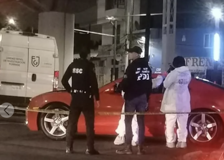 Matan a dos hombres a bordo de Camaro en Iztapalapa