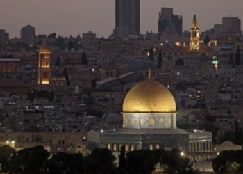 Envía Gobierno avión a Israel para repatriar a mexicanos