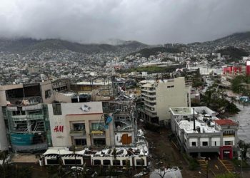 AMLO se dirige al puerto de Acapulco a revisar efectos de “Otis”