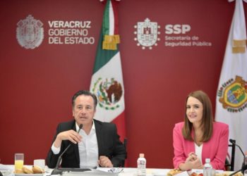 Secretaria ejecutiva del SNSP encabeza mesa de coordinación para la construcción de la paz en Veracruz