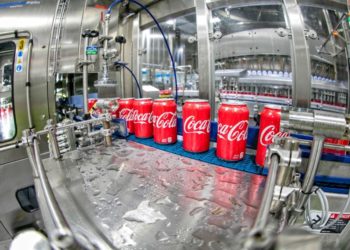 Arca Continental experimenta un crecimiento del 7.8% en su flujo operativo