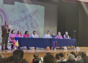 Conforman 200 organizaciones en CDMX Fuerza Rosa en apoyo a Xóchitl