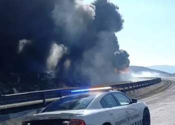 Cierran la Puebla-Orizaba por incendio de pipa