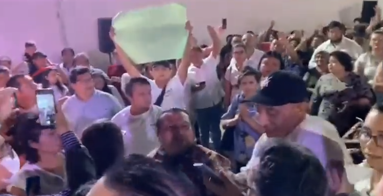 Acusan a Rommel Pacheco de agresión contra simpatizantes de Morena