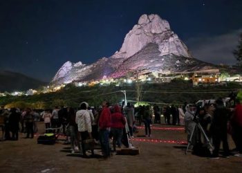 Ofrece Pueblo Mágico de Bernal Noche de las Estrellas