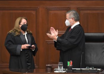 Zaldívar rechaza haber dejado “muchos” pendientes en la SCJN como señala Loretta Ortiz