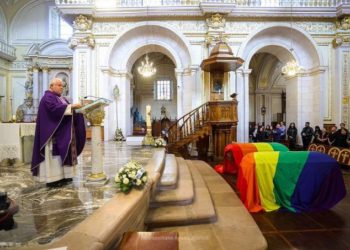 Promete gobernadora de Aguascalientes a familia de magistrade “que se diga la verdad”