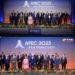 Se toma AMLO foto en APEC cerca de la presidenta de Perú, Dina Boluarte
