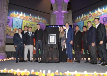 México supera a China y rompe Récord Guinness con la ofrenda virtual más grande del mundo