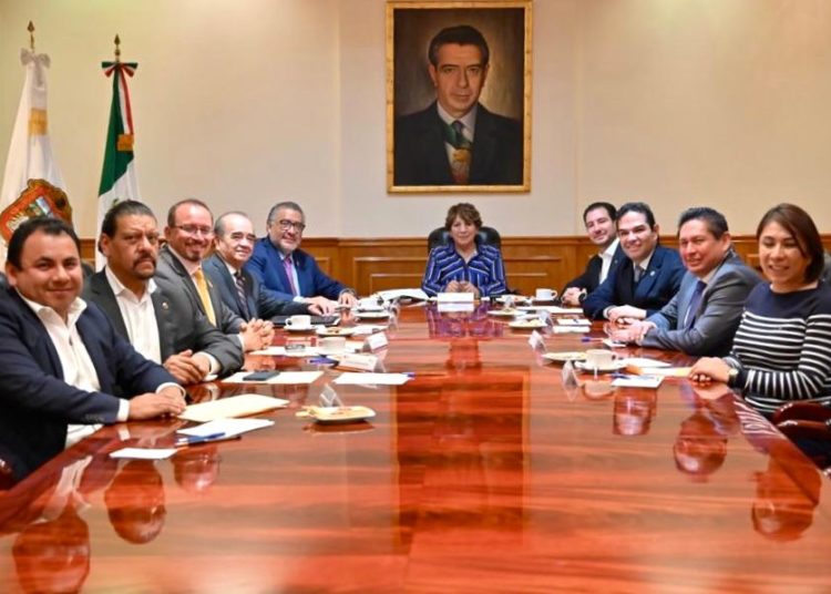 Se reúne Jucopo con la gobernadora Delfina Gómez Álvarez